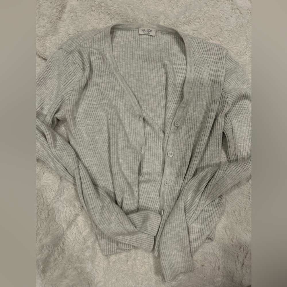 Long sleeve button up crop sweater